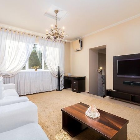Marazlievskaya Apartment Одесса Экстерьер фото